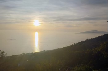 Loop trail through the Valle dei Berissi and Monte Capenardo.