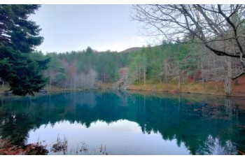 Circular trail starting from Lago delle Lame to Monte Aiona.