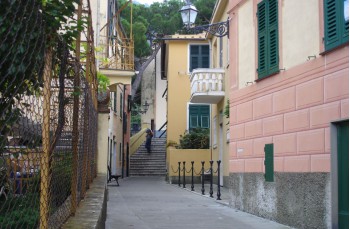 Malerische Strecke von San Fruttuoso nach Camogli