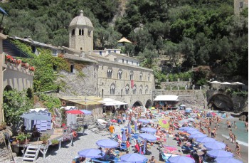 Trail von San Rocco di Camogli nach San Fruttuoso im Naturpark Portofino