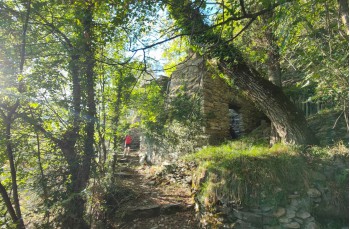 Short loop trail from Montepegli to Ciamazù and Ciassea