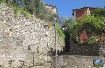 Weg von Zoagli nach Semorile und San Pietro di Rovereto
