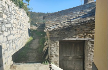 Rundweg von Cavi di Lavagna zu den Rocche di Sant'Anna