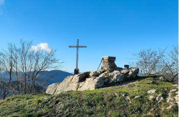 Von S. Andrea di Foggia zum Manico del Lume über Chignero und die Berghänge