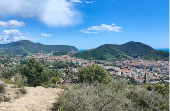 Trail ad anello da Cavi borgo a Ssestri Levante.