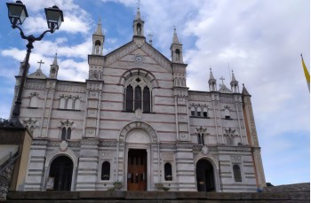 Ein langer Trail von etwa 22 Kilometern auf den Höhen von Rapallo